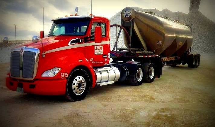 CAN YOU MAKE A GOOD, STABLE LIVING AS A TRUCK DRIVER? YOU BET! - J&M Tank  Lines, Inc.